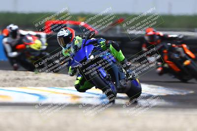 media/Jun-07-2025-TrackDaz (Sat) [[4413525952]]/B Group/1220pm (Turn 1)/